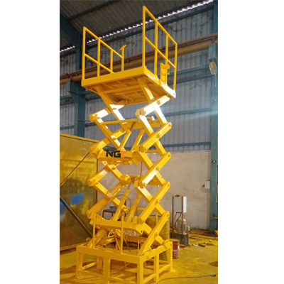 >Scissor Lift